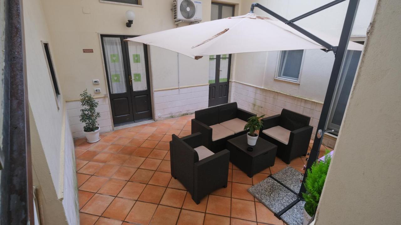 Monolocale Porta Napoli Lejlighed Brindisi Eksteriør billede